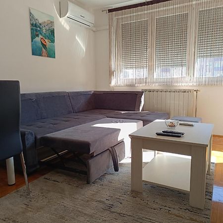 Bk Apartment, Istocno Sarajevo, Lukavica Dış mekan fotoğraf
