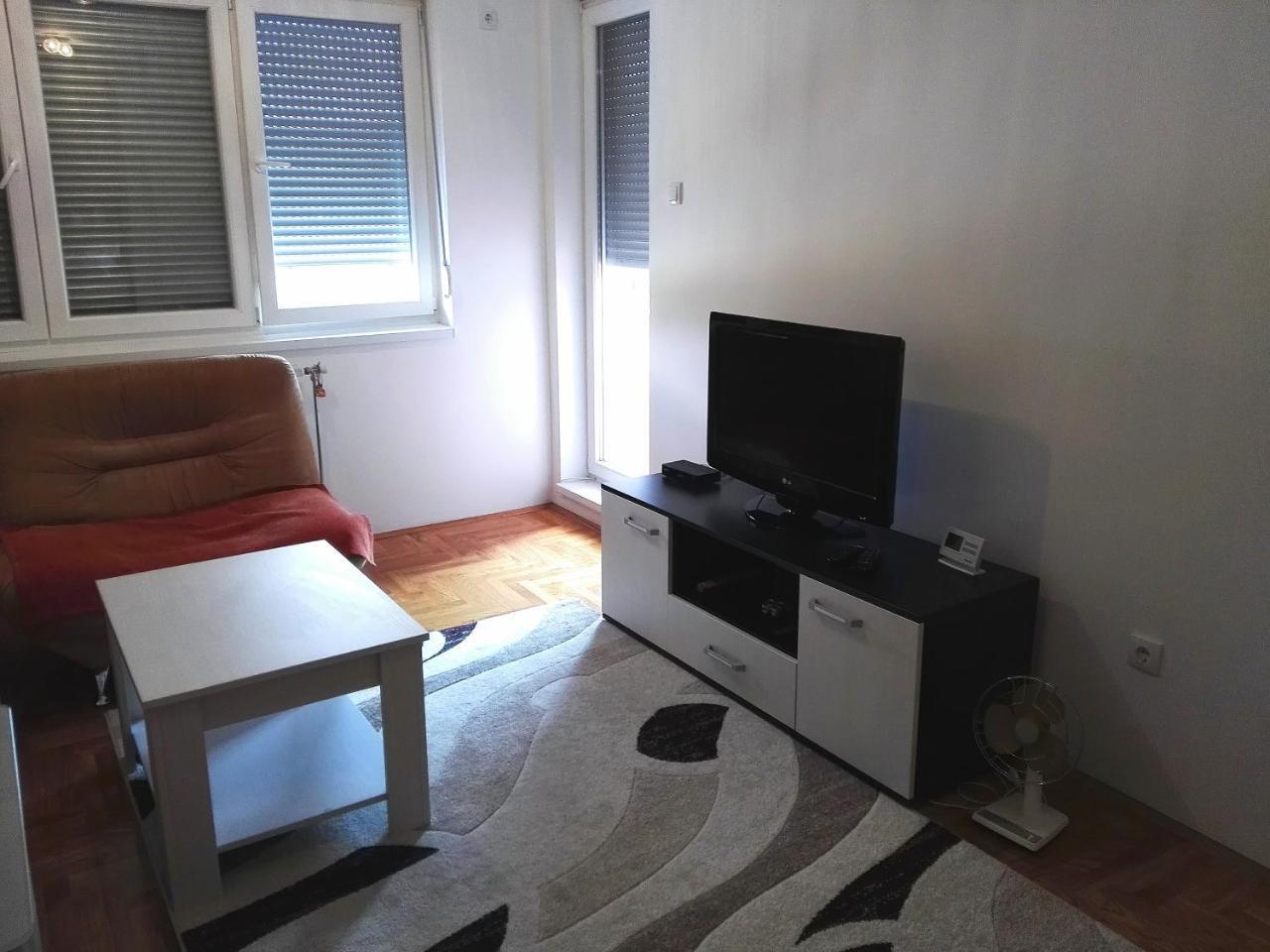 Bk Apartment, Istocno Sarajevo, Lukavica Dış mekan fotoğraf